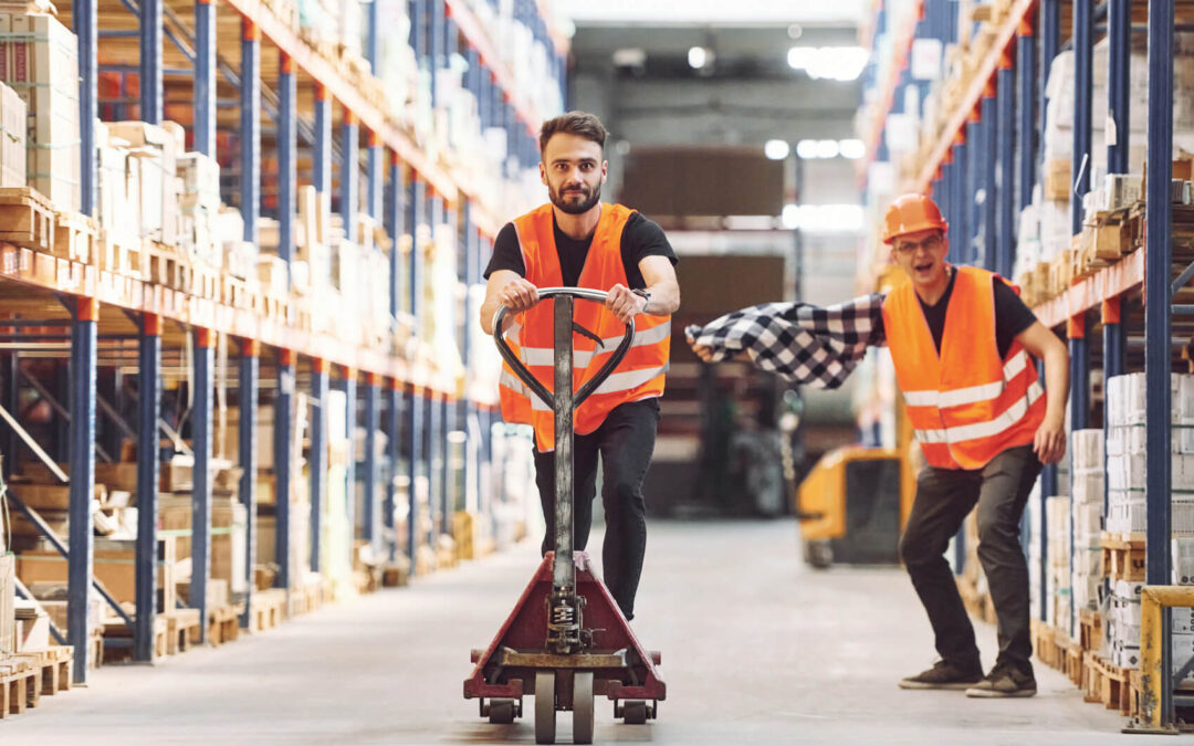 7 Essential Tips for Choosing the Best Pallet Trolley in Dubai