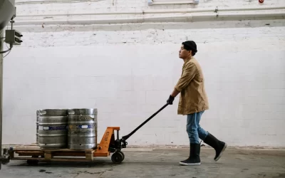How to Build a 3-Year TCO (Total Cost of Ownership) Model for Pallet Stackers
